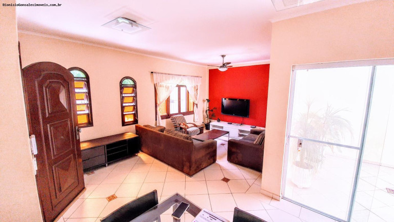 Imagem Casa com 3 Quartos à Venda, 196 m² em Três Marias - Peruíbe Imagem Casa com 3 Quartos à Venda, 196 m² em Três Marias - Peruíbe