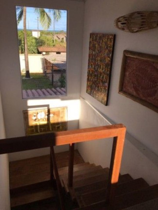 Imagem Casa com 3 Quartos à Venda, 267 m² em Centro - Santa Cruz Cabrália