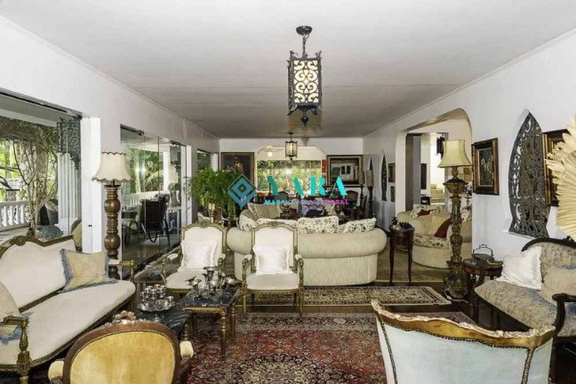 Imagem Casa com 6 Quartos à Venda, 3.000 m² em Lázaro - Ubatuba Imagem Casa com 6 Quartos à Venda, 3.000 m² em Lázaro - Ubatuba