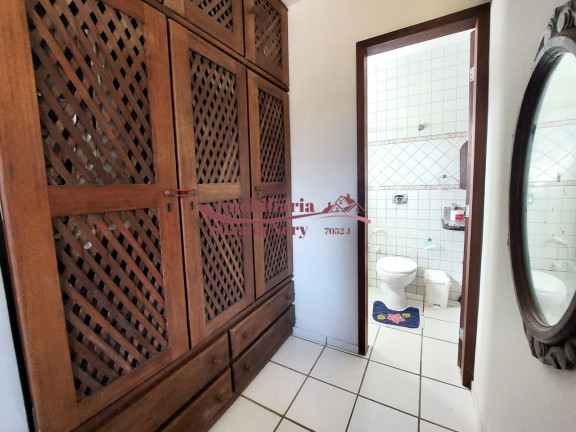Casa com 3 Quartos à Venda,  em Ponta Negra - Natal