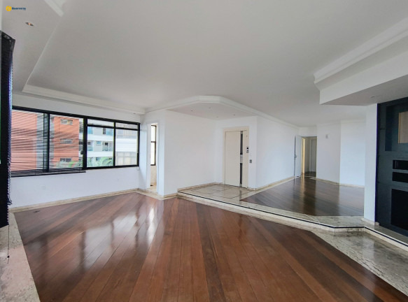 Imagem Apartamento com 3 Quartos à Venda, 216 m² em Agronômica - Florianópolis Imagem Apartamento com 3 Quartos à Venda, 216 m² em Agronômica - Florianópolis