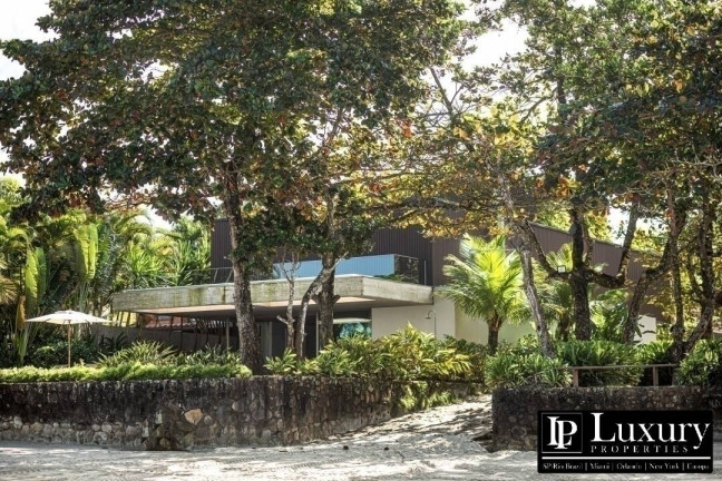 Imagem Casa com 6 Quartos à Venda, 675 m² em Baleia - São Sebastião