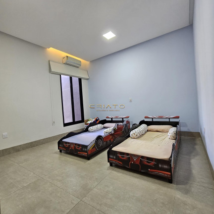 Casa com 3 Quartos à Venda, 206 m² em Residencial Jardins Do Lago - Anápolis