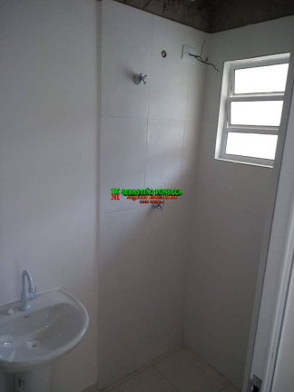 Imagem Casa com 2 Quartos à Venda, 62 m² em Caraguatatuba