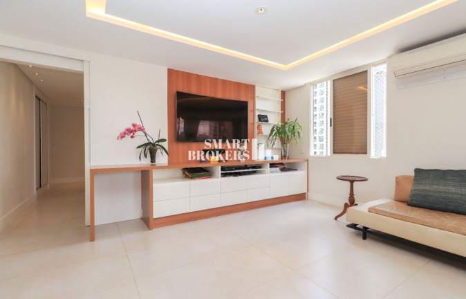 Imagem Apartamento com 2 Quartos à Venda, 204 m² em Pinheiros - São Paulo Imagem Apartamento com 2 Quartos à Venda, 204 m² em Pinheiros - São Paulo