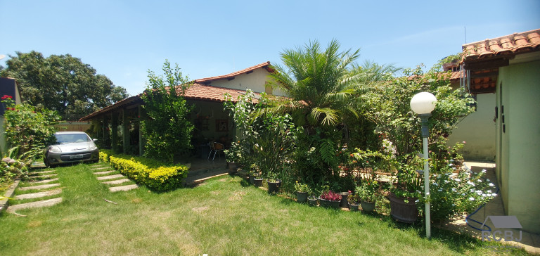 Imagem Casa com 4 Quartos à Venda,  em Fernão Dias - Esmeraldas