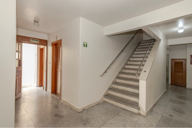 Imagem Studio com 1 Quarto à Venda, 31 m² em Passo Da Areia - Porto Alegre Imagem Studio com 1 Quarto à Venda, 31 m² em Passo Da Areia - Porto Alegre