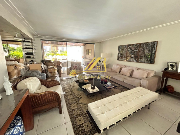 Imagem Imóvel com 5 Quartos à Venda, 380 m² em Caminho Das árvores - Salvador Imagem Imóvel com 5 Quartos à Venda, 380 m² em Caminho Das árvores - Salvador