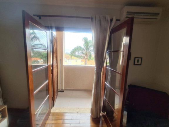 Imagem Casa de Condomínio com 3 Quartos à Venda, 300 m² em Iporanga - Sorocaba