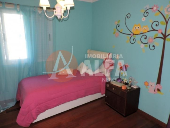 Imagem Casa com 3 Quartos à Venda, 211 m² em Chácara Pavoeiro - Cotia Imagem Casa com 3 Quartos à Venda, 211 m² em Chácara Pavoeiro - Cotia