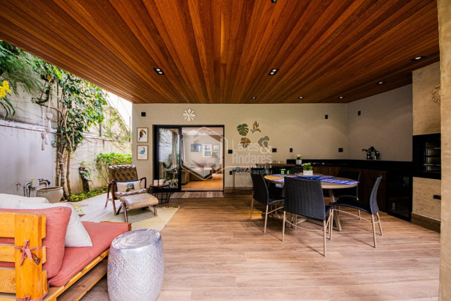 Imagem Casa com 4 Quartos à Venda, 289 m² em Pinheiros - São Paulo Imagem Casa com 4 Quartos à Venda, 289 m² em Pinheiros - São Paulo