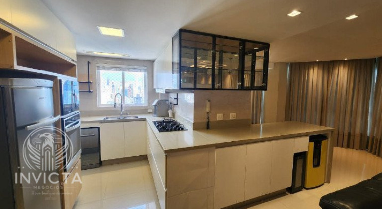 Imagem Apartamento com 3 Quartos à Venda, 136 m² em Centro - Balneário Camboriú Imagem Apartamento com 3 Quartos à Venda, 136 m² em Centro - Balneário Camboriú