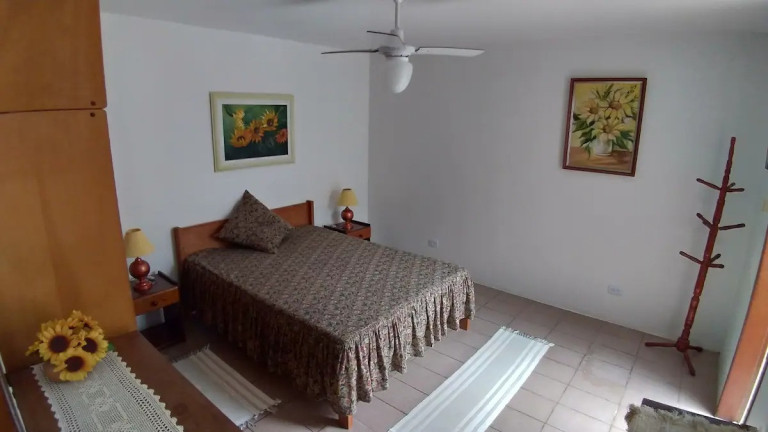Imagem Casa com 4 Quartos à Venda, 110 m² em Centro - Garopaba Imagem Casa com 4 Quartos à Venda, 110 m² em Centro - Garopaba