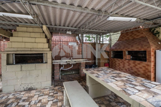 Imagem Apartamento com 1 Quarto à Venda, 32 m² em Santo Antônio - Porto Alegre Imagem Apartamento com 1 Quarto à Venda, 32 m² em Santo Antônio - Porto Alegre