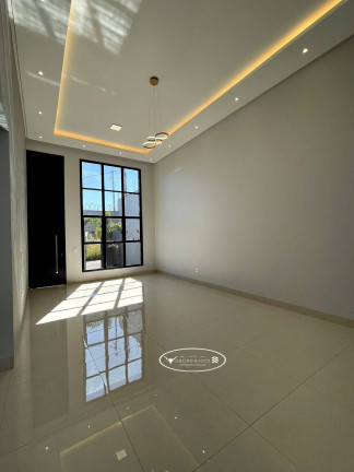 Imagem Casa com 3 Quartos à Venda, 183 m² em Setor Três Marias - Goiânia Imagem Casa com 3 Quartos à Venda, 183 m² em Setor Três Marias - Goiânia