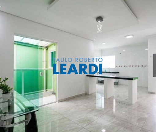 Sobrado com 2 Quartos para Alugar, 90 m² em Campestre - Santo André