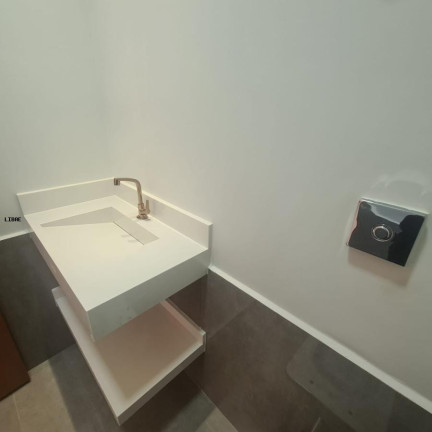 Imagem Casa com 3 Quartos à Venda, 170 m² em Lívia Iii - Botucatu