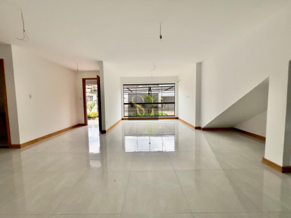 Imagem Casa de Condomínio com 3 Quartos à Venda, 142 m² em Alto - Teresópolis Imagem Casa de Condomínio com 3 Quartos à Venda, 142 m² em Alto - Teresópolis