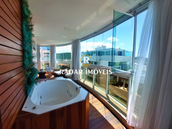Imagem Cobertura com 3 Quartos à Venda, 220 m² em Centro - Cabo Frio
