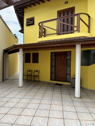Imagem Casa com 5 Quartos à Venda, 250 m² em Centro - Ubatuba Imagem Casa com 5 Quartos à Venda, 250 m² em Centro - Ubatuba