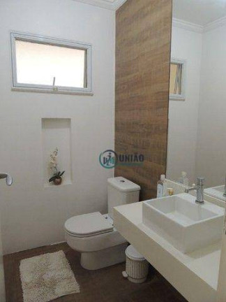 Imagem Casa com 5 Quartos à Venda, 320 m² em Rio Do Ouro - Niterói Imagem Casa com 5 Quartos à Venda, 320 m² em Rio Do Ouro - Niterói