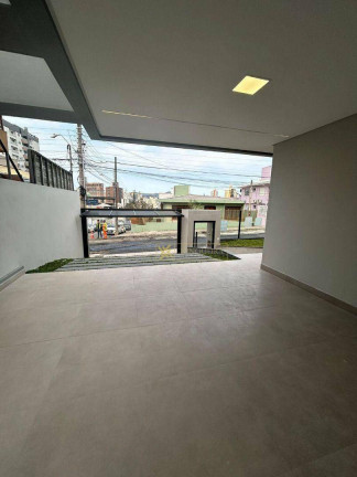 Imagem Casa com 3 Quartos à Venda, 177 m² em Estreito - Florianópolis