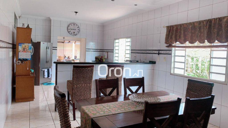 Imagem Casa com 3 Quartos à Venda, 266 m² em Recreio Dos Funcionários Públicos - Goiânia Imagem Casa com 3 Quartos à Venda, 266 m² em Recreio Dos Funcionários Públicos - Goiânia