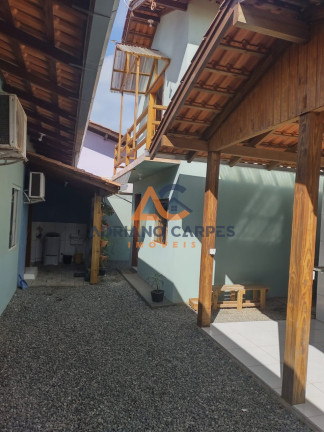 Imagem Casa com 2 Quartos à Venda, 144 m² em Itacolomi - Balneário Piçarras