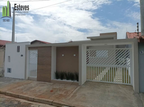 Casa com 3 Quartos à Venda, 120 m² em Tupy - Itanhaem