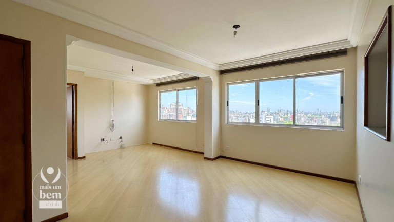 Imagem Cobertura com 3 Quartos à Venda, 129 m² em Cabral - Curitiba Imagem Cobertura com 3 Quartos à Venda, 129 m² em Cabral - Curitiba