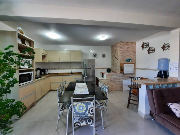 Imagem Casa com 3 Quartos para Temporada, em Bombas - Bombinhas Imagem Casa com 3 Quartos para Temporada, em Bombas - Bombinhas