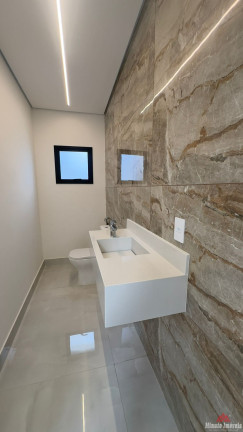 Imagem Sobrado com 3 Quartos à Venda, 279 m² em Jardim Samambaia - Jundiaí
