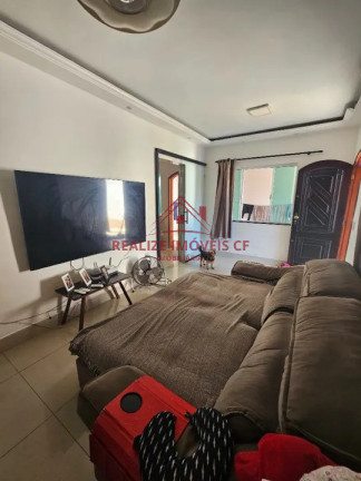 Imagem Casa com 5 Quartos à Venda, 200 m² em Parque Burle - Cabo Frio Imagem Casa com 5 Quartos à Venda, 200 m² em Parque Burle - Cabo Frio