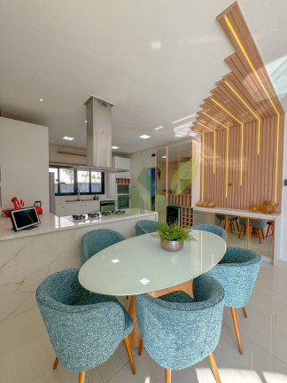 Imagem Casa com 3 Quartos à Venda, 700 m² em Nova Gardenia - Atibaia Imagem Casa com 3 Quartos à Venda, 700 m² em Nova Gardenia - Atibaia