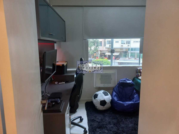 Imagem Apartamento com 2 Quartos à Venda, 75 m² em Copacabana - Rio De Janeiro