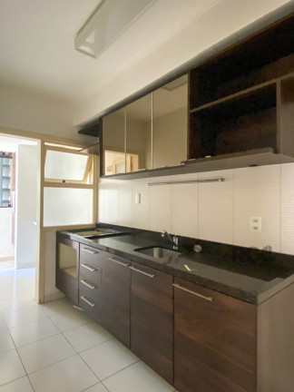 Imagem Imóvel com 2 Quartos à Venda, em Menino Deus - Porto Alegre Imagem Imóvel com 2 Quartos à Venda, em Menino Deus - Porto Alegre