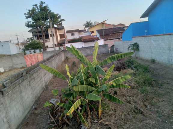 Imagem Terreno à Venda, 250 m² em Santana - Pindamonhangaba Imagem Terreno à Venda, 250 m² em Santana - Pindamonhangaba