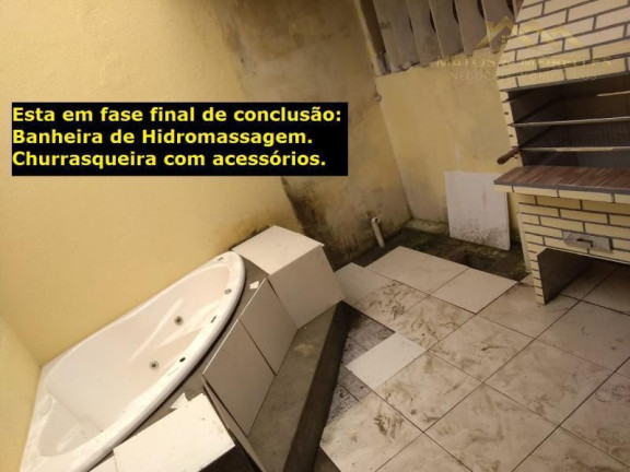 Imagem Casa com 3 Quartos à Venda, 220 m² em Jóquei Clube - Fortaleza