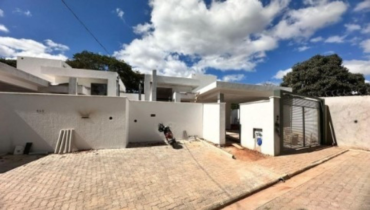 Imagem Casa com 3 Quartos à Venda, 510 m² em Várzea - Lagoa Santa Imagem Casa com 3 Quartos à Venda, 510 m² em Várzea - Lagoa Santa