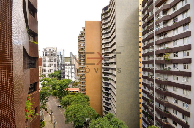 Imagem Apartamento com 3 Quartos à Venda, 262 m² em água Verde - Curitiba
