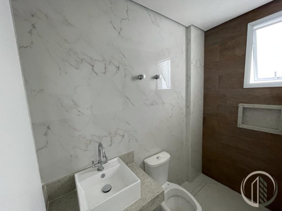 Imagem Casa com 4 Quartos à Venda, 247 m² em Aparecida - Santos