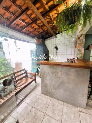 Imagem Sobrado com 3 Quartos à Venda, 263 m² em Vila Bastos - Santo André