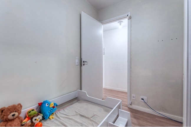 Imagem Imóvel com 2 Quartos à Venda, 40 m² em Vila Zat - São Paulo