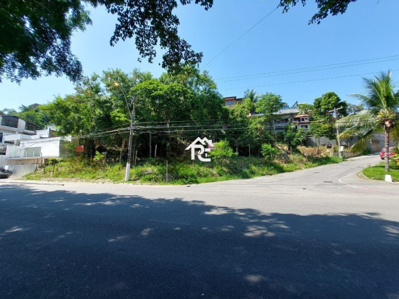 Foto do imóvel Terreno à Venda, 1.235 m² em Piratininga - Niterói Foto do imóvel Terreno à Venda, 1.235 m² em Piratininga - Niterói