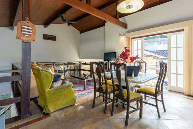 Imagem Casa com 3 Quartos à Venda, 300 m² em Itaipu - Niterói Imagem Casa com 3 Quartos à Venda, 300 m² em Itaipu - Niterói