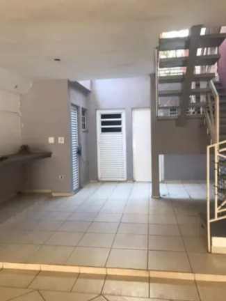 Imagem Casa com 3 Quartos à Venda, 283 m² em Parque São Domingos - São Paulo