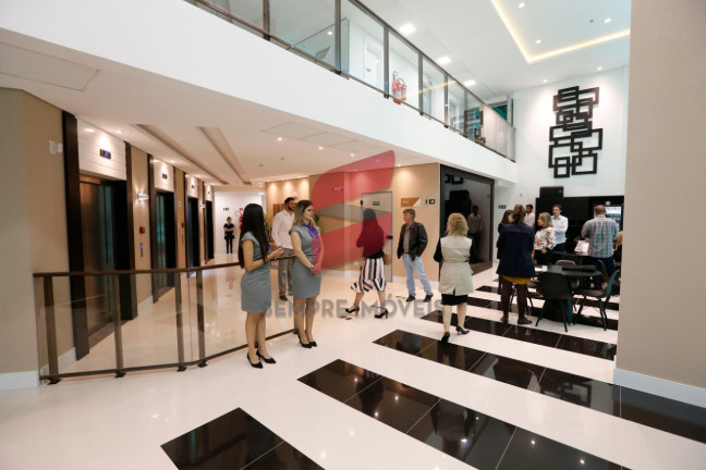 Imagem Sala Comercial à Venda, 31 m² em Cristo Rei - Curitiba