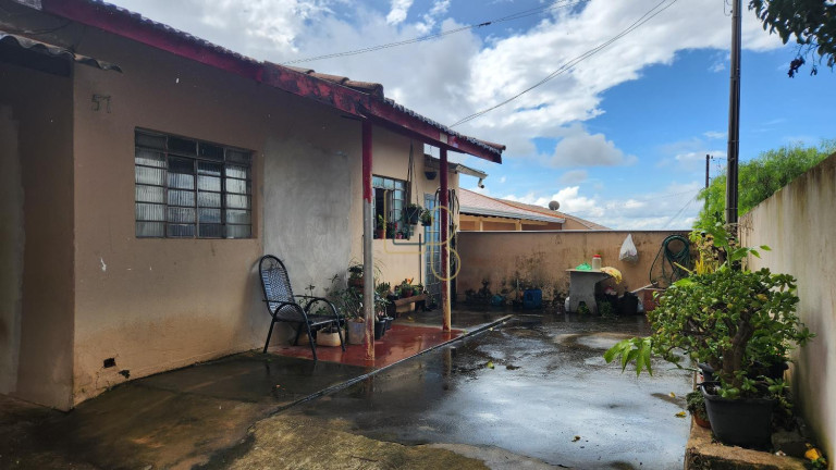 Imagem Casa com 3 Quartos à Venda, 100 m² em Conjunto Habitacional José Giordano - Londrina