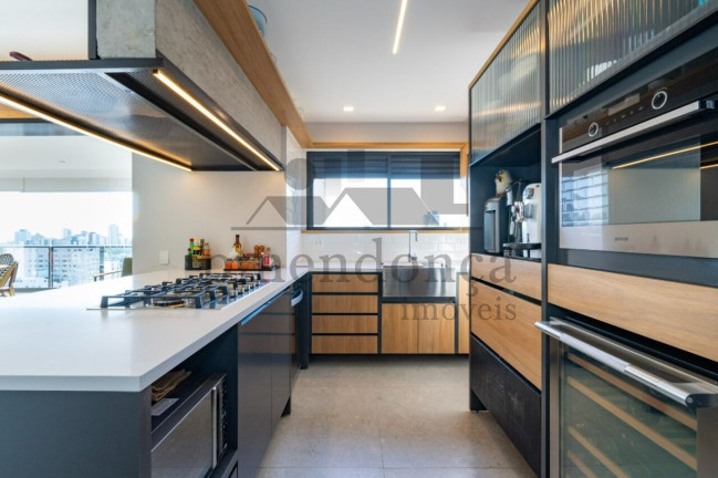Imagem Apartamento com 2 Quartos à Venda, 118 m² em Pinheiros - São Paulo Imagem Apartamento com 2 Quartos à Venda, 118 m² em Pinheiros - São Paulo