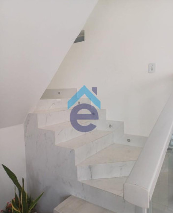 Casa com 4 Quartos à Venda, 300 m² em Antares - Maceió